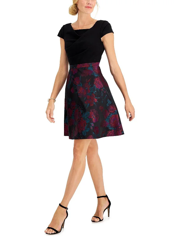 Women's flare dress luxury pop -Womens Printed Above Knee Fit & Flare Dress