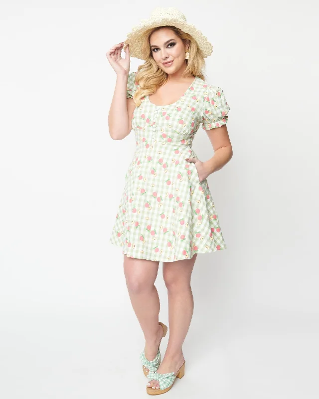 Women's flare dress glossy -Unique Vintage 1940s Light Green Gingham & Peaches Flare Dress | Green, Gingham