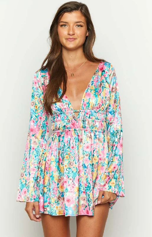 ladies-mini-dress-curvy-charm-Genovia Floral Long Sleeve Mini Dress